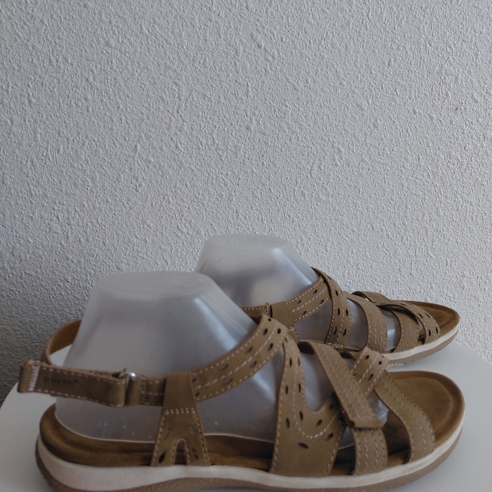 Earth Samsin Womens Plus Strappy Faux Suede Flat Sandals - Picture 7 of 15